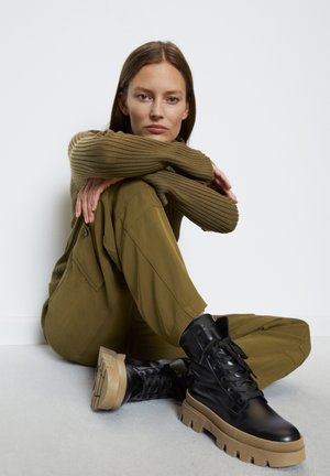 Marc O'Polo MOD PETRA - Platform ankle boots - black