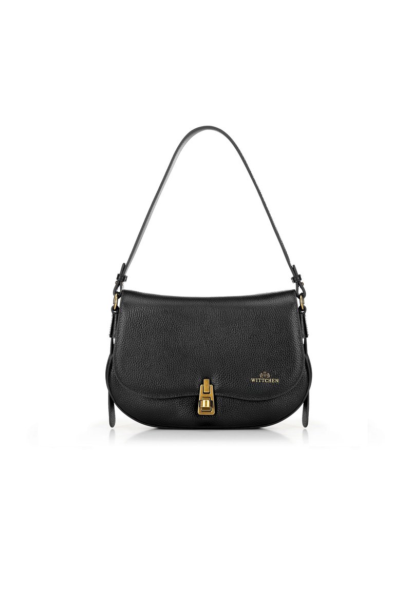 Sac à bandoulière en cuir noir avec une finition texturée, quincaillerie dorée, fermoir magnétique et une bandoulière réglable. Présente un logo de marque discret.