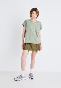 Pepe Jeans EDITH - T-shirts - green