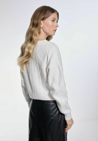 OCHNIK - Sweter