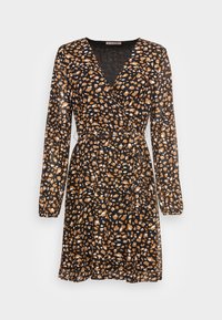 Vestido negro con mangas largas, escote en v y cintura ceñida, que presenta un patrón de manchas marrones, blancas y azul claro sobre un fondo negro.