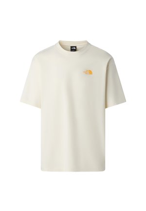 T-shirt a maniche corte di colore crema chiaro realizzato in cotone. Presenta un piccolo logo arancione sul petto e un collo rotondo. Vestibilità normale.