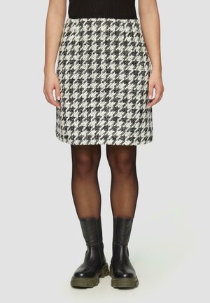 A-Linien-Rock - black