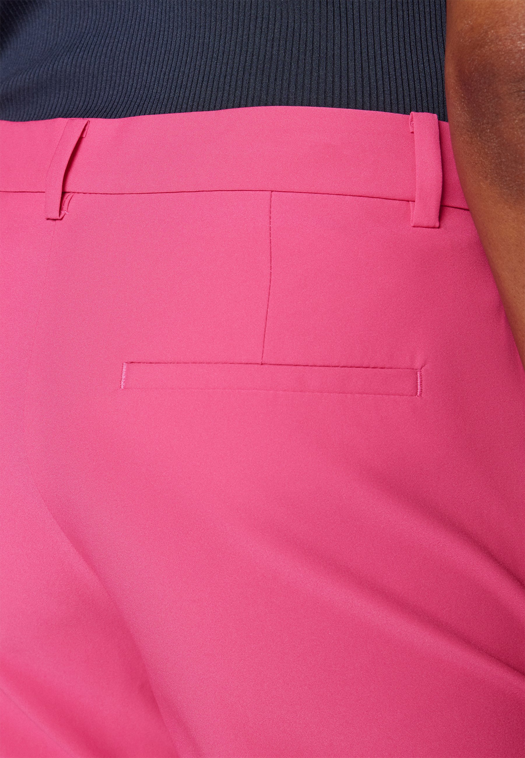 j lindeberg pink pants