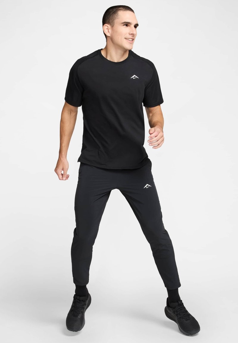 Camiseta deportiva