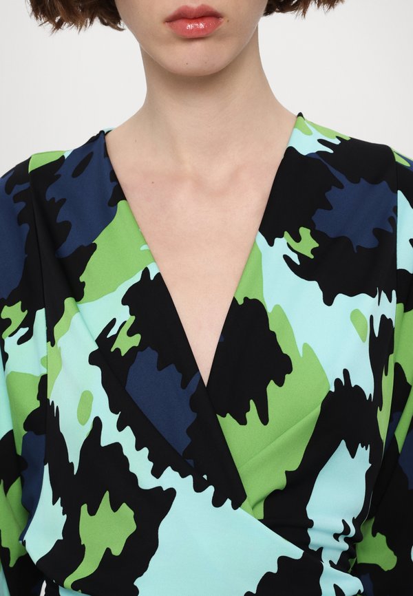 AMARA WRAP DRESS - Day dress4