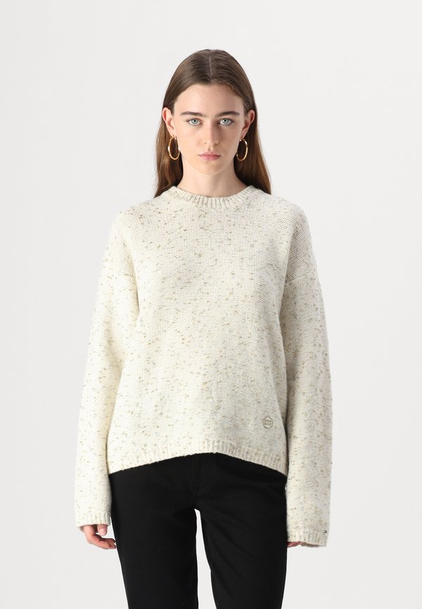 FESTIVE  - Jumper - ivory petal