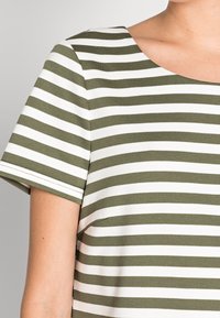 VILA Sukienka z dżerseju