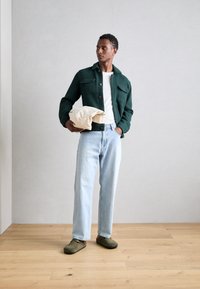Birkenstock BOSTON REGULAR - Zuecos - thyme