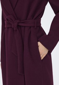 ONLY ONLALVILDA LIFE WRAP - Cappotto classico - burgundy