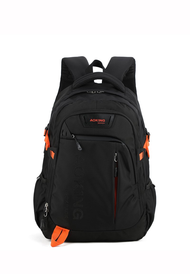 Sac à dos noir avec des accents orange, fabriqué en matériau durable. Dispose de plusieurs poches zippées et de bretelles rembourrées pour le confort.