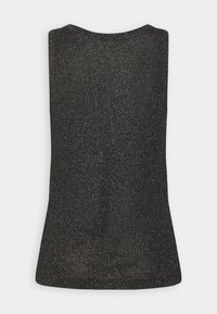 Top senza maniche nero realizzato in un morbido tessuto testurizzato con delicate scintillii metallici, scollatura rotonda e silhouette aderente.
