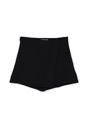 Pantaloni shorts neri con design avvolgente, realizzati in materiale morbido. Presentano una vita alta e un girocoscia corto, adatti per un abbigliamento casual.