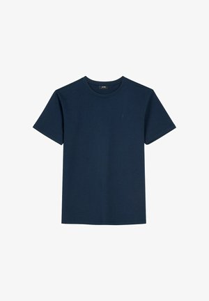 Prosty, ciemnoniebieski t-shirt z krótkim rękawem i okrągłym dekoltem, z małym, subtelnym haftowanym logo na lewej piersi.