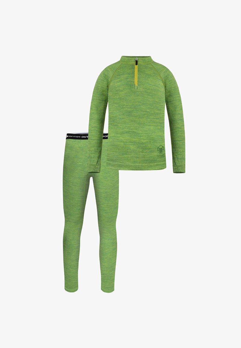 Grüne Basisschicht bestehend aus einem langärmeligen Oberteil mit halbem Reißverschluss und passenden Leggings. Hergestellt aus strukturiertem, feuchtigkeitsableitendem Material.