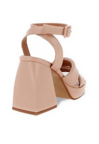 Blogger Sandalias de tacón - beige