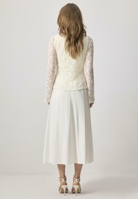 Touché Privé Blouse - white