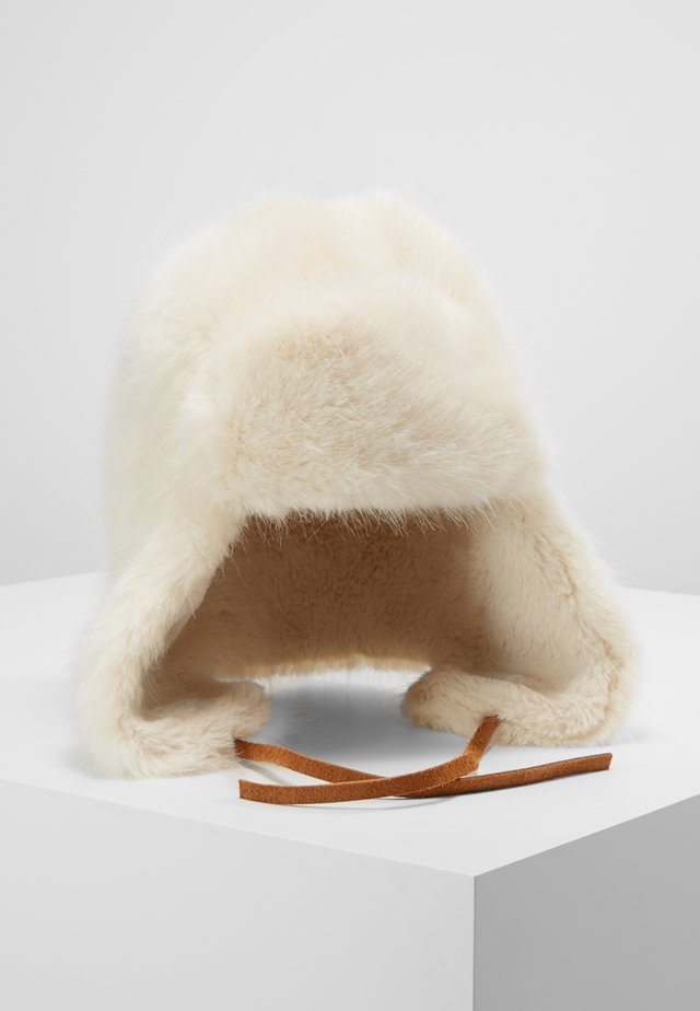 LUCERNE BOMBER - Beanie - white