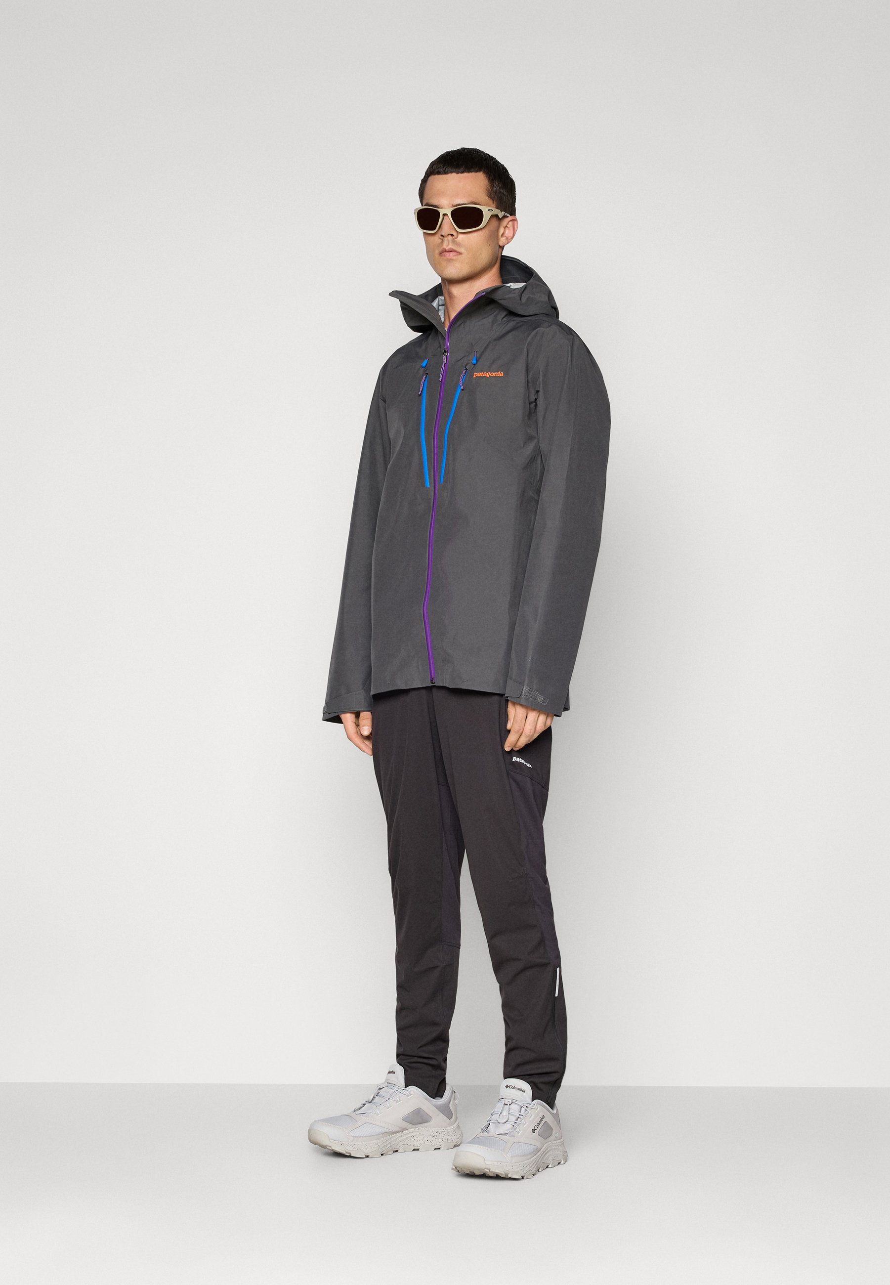 Patagonia TRIOLET - Chaqueta Hard shell - forge grey/blue/gris