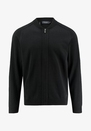Schwarze Strickjacke mit Reißverschluss, geripptem Kragen und Bündchen sowie glatter Textur. Mit einem dezenten Logo am unteren rechten Saum.