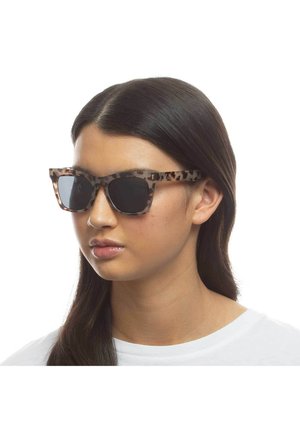 BELLATRIX - Sunglasses - cookie tort