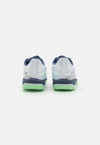 Mizuno WAVE EXCEED LIGHT 2 biały