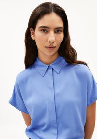 ARMEDANGELS LARISAANA - Overhemdblouse - blue bloom