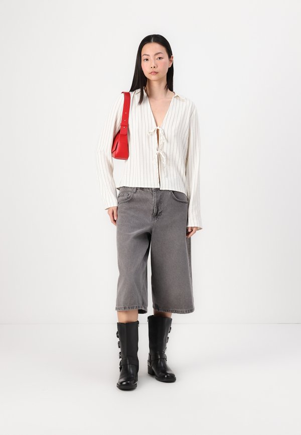 ONLMETTE PINSTRIPE TIE SHIRT - Blouse2