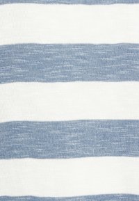 Vero Moda Tall VMWIDE STRIPE - T-shirt estampada - china blue