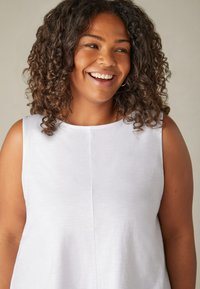 Live Unlimited London Blus - white