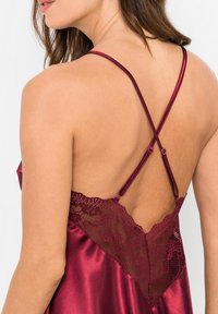 bonprix Camicia da notte - rot