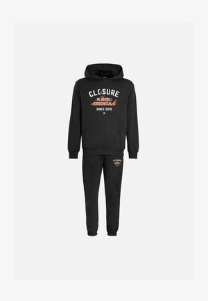 CLOSURE London, BLOC SCRIPT TRACKSUIT - Анцуг - black