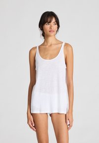 Non selezionato, white
