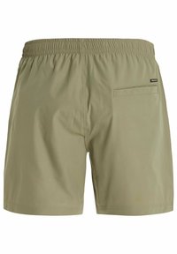 Heren zwembroek in olijfgroen, gemaakt van glad synthetisch materiaal, met een elastische tailleband en een enkele achterzak met een flap.