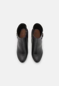 Anna Field Korolliset nilkkurit - black