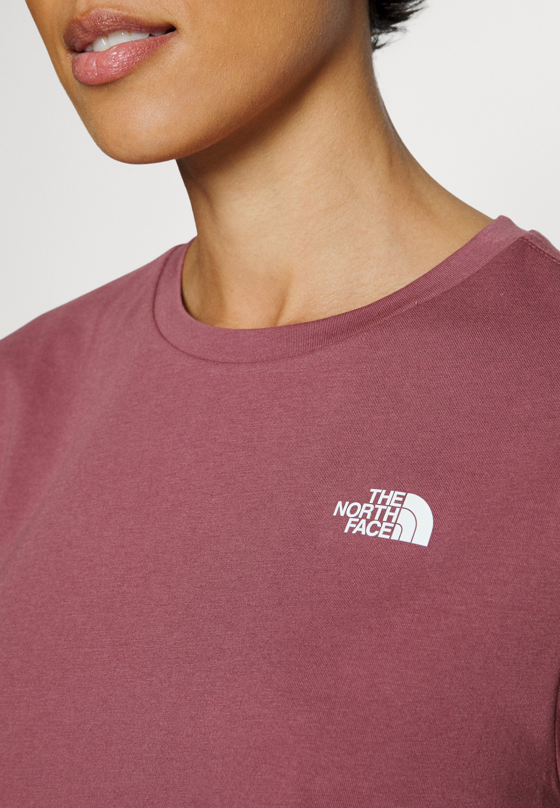 The north face t shirt bordeaux Clearance