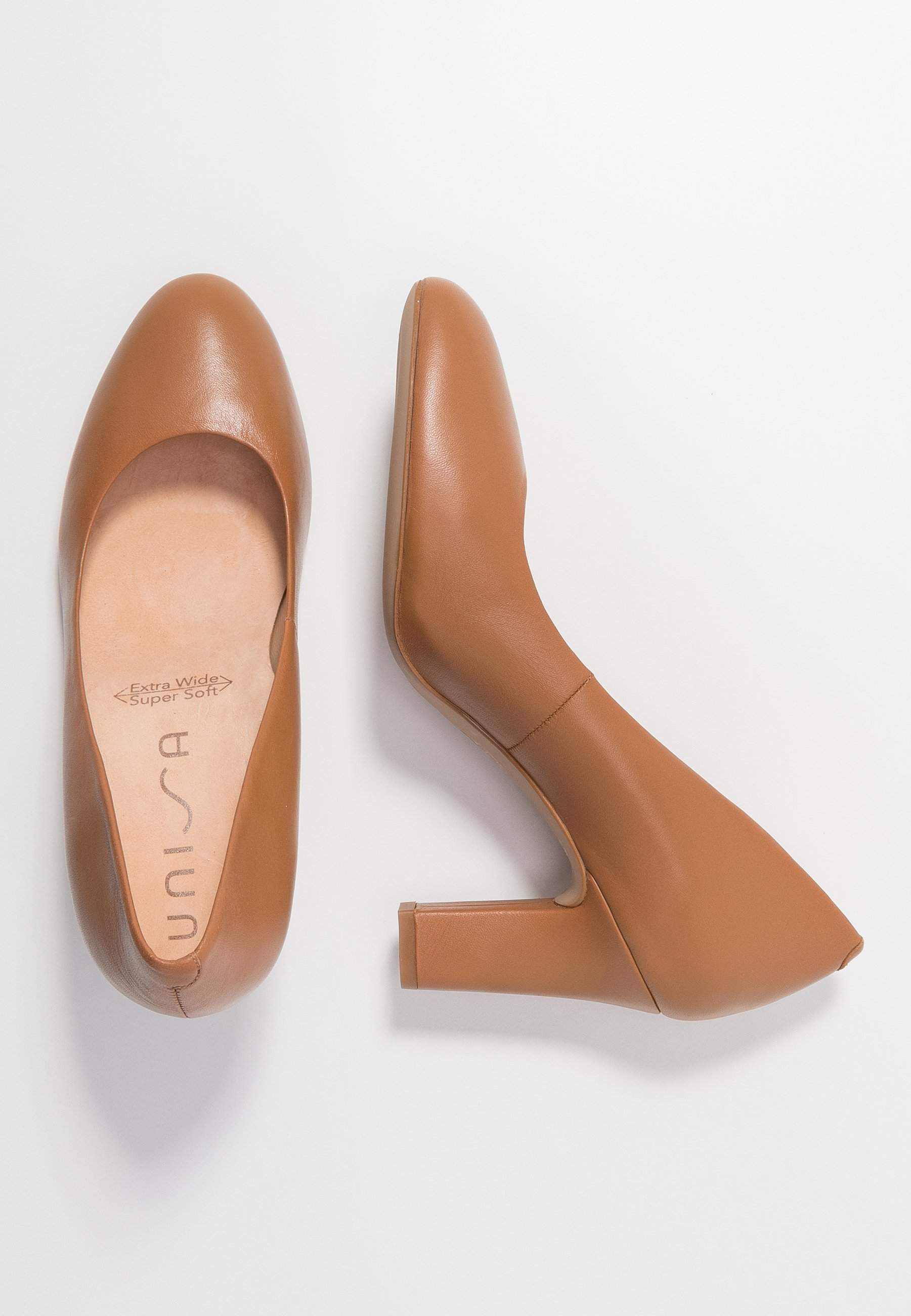 unisa wide fit pumps