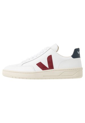 Veja V-12 - Matalavartiset tennarit - extra white/marsala/nautico