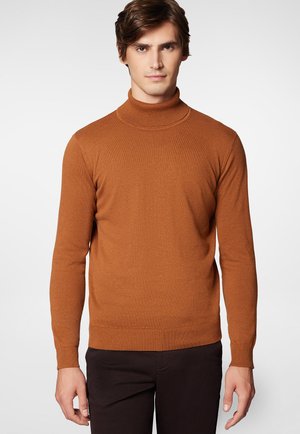- Sweter