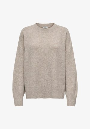 Pull en tricot beige avec un col rond, des épaules tombantes et des poignets côtelés. Texture douce, poids moyen et coupe décontractée.