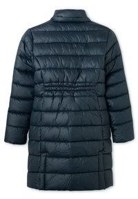 Marinblått vadderat jacka med ståkrage, quiltat mönster, ärmlängd vid armbågen och midjesnörning. Slät, glänsande yta.