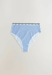 Sous-vêtements pour femmes taille haute à carreaux bleus et blancs avec une ceinture blanche comportant le texte noir répété "NEXT".