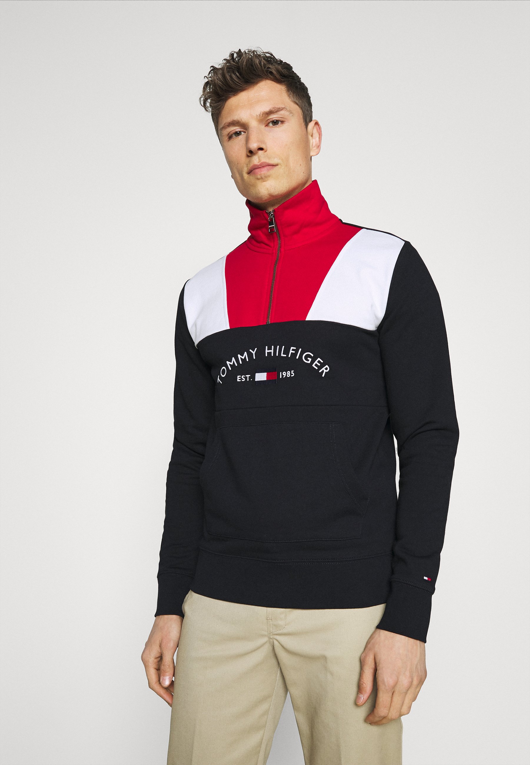 Tommy Hilfiger COLOR BLOCK MOCK NECK - Sudadera - red/multi/azul marino -  Zalando.es