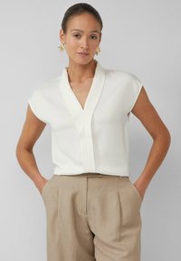 s.Oliver BLACK LABEL Blouse - ecru