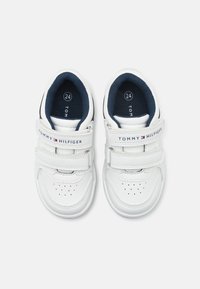 Tommy Hilfiger SKYLER UNISEX - Zapatillas - white