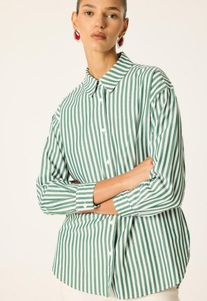 Touché Privé, STRIPED RELAX FIT SHIRT - Chemisier - green