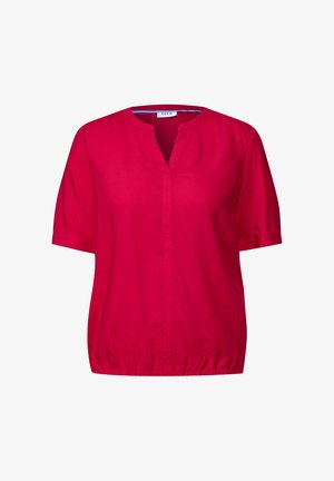 Korte mouwen, heldere roze blouse met een V-hals, elastische zoom en gladde stof; heeft geplooide schouders voor extra textuur.