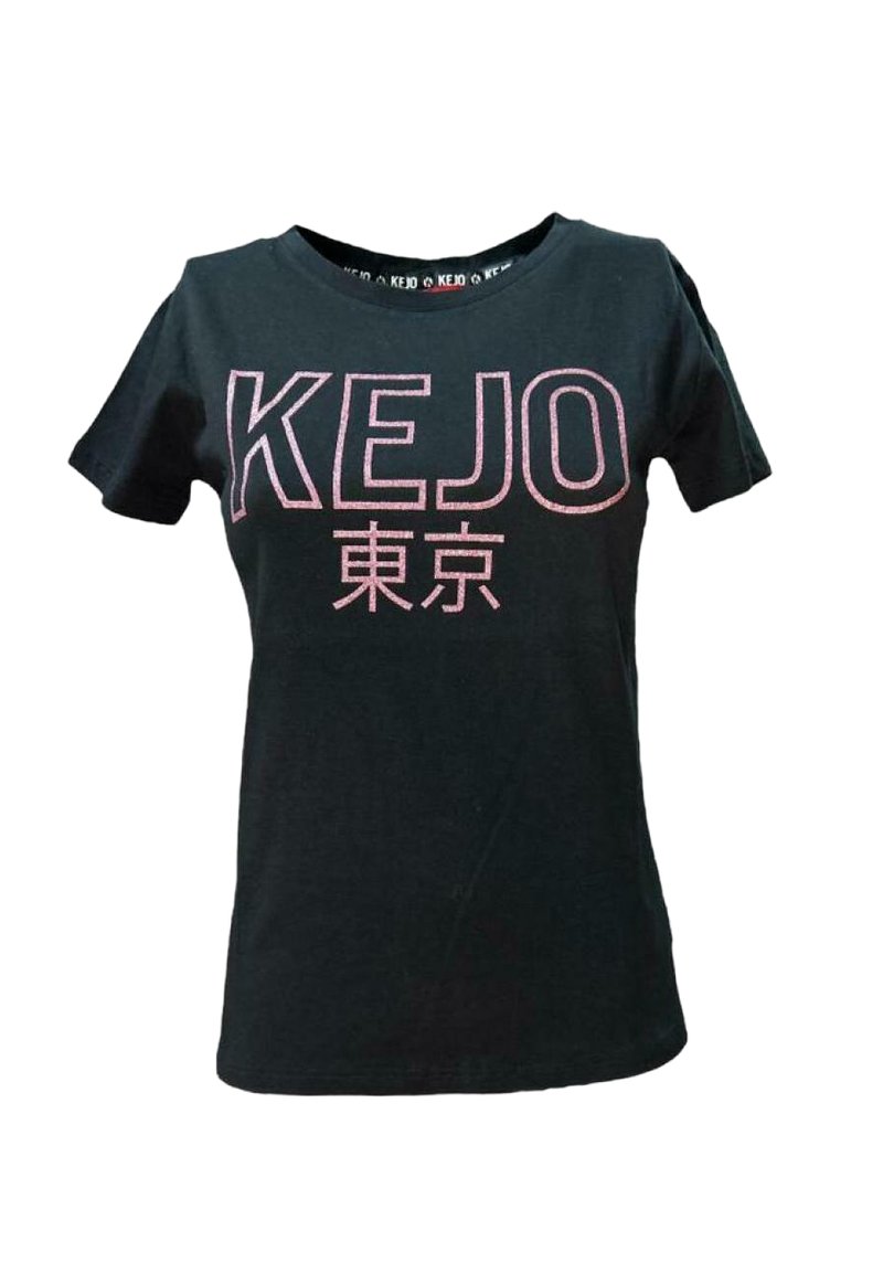 T-shirt in cotone nero con grande stampa rosa "KEJO" e "東京" in uno stile casual a girocollo. Maniche corte e vestibilità standard.