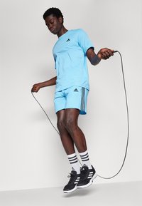 adidas Sportswear Športové šortky - semi blue burst
