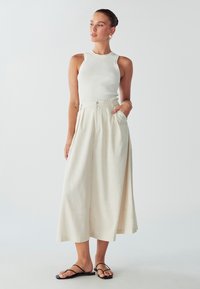 WILLA MIMIE MIDI - Plisovaná sukně - natural